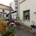 Im Hinterhof *